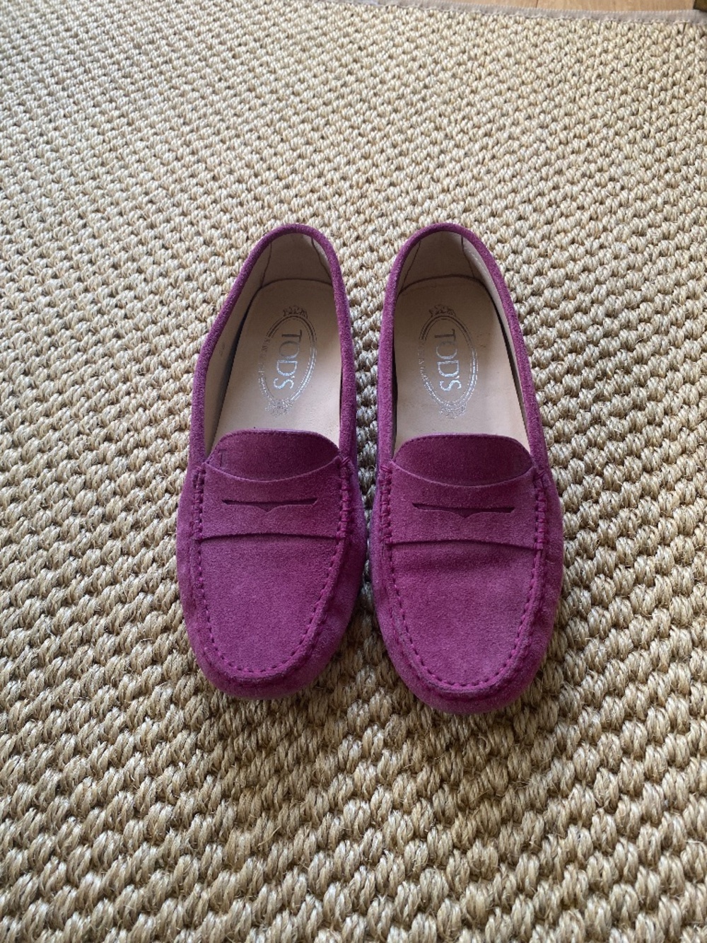 TODS pink Gommino Suede Driving Shoes 36
